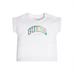 Тениска с къс ръкав в бяло за момиче с голям цветен надпис Guess