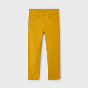 Панталон серж slim fit basic в цвят охра за мини момче Mayoral 