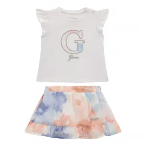 Бяла тениска с цветно G и шарена тюлена пола за бебе момиче Guess