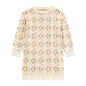 Плетена зимна рокля за момиче в бежово, покрита с щампи Guess