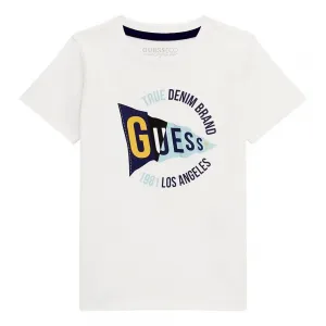 Тениска в бял цвят за мини момче с щампа и надпис Guess