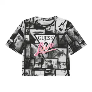 Къса и широка тениска за момиче с черно-бял десен и лого Guess