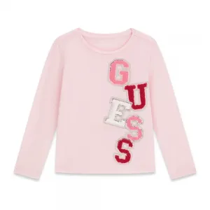 Розова блуза за мини момиче с голям надпис Guess с пайети и текстилни детайли